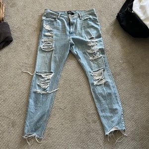 Like new BDG Urban outfitters Ripped jeans size 36/32